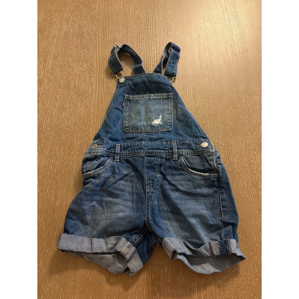 Levi's Girls Denim Shortalls Overalls Shorts Size 8 Blue Distressed Cuffed EUC